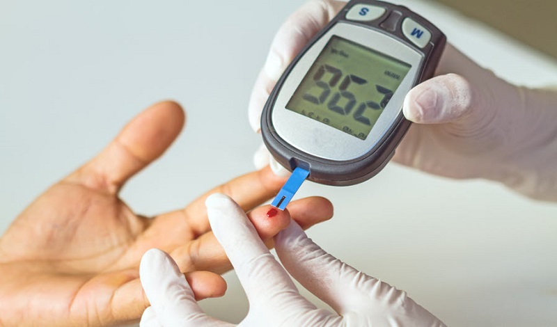 Máy đo đường huyết sản phẩm cần thiết cho bệnh nhân tiểu đường